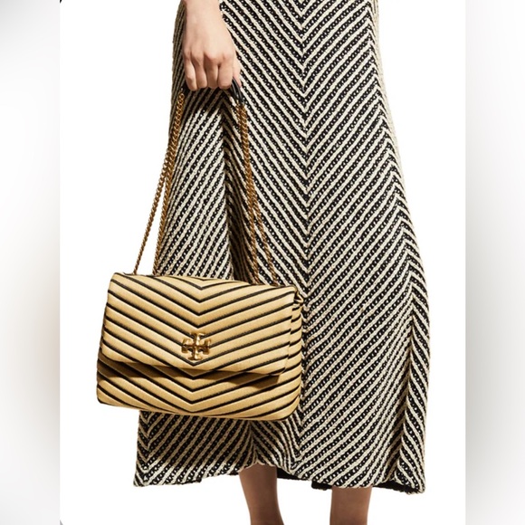 Tory Burch Kira Soft Straw Convertible Shoulder Bag - Picture 15 of 16